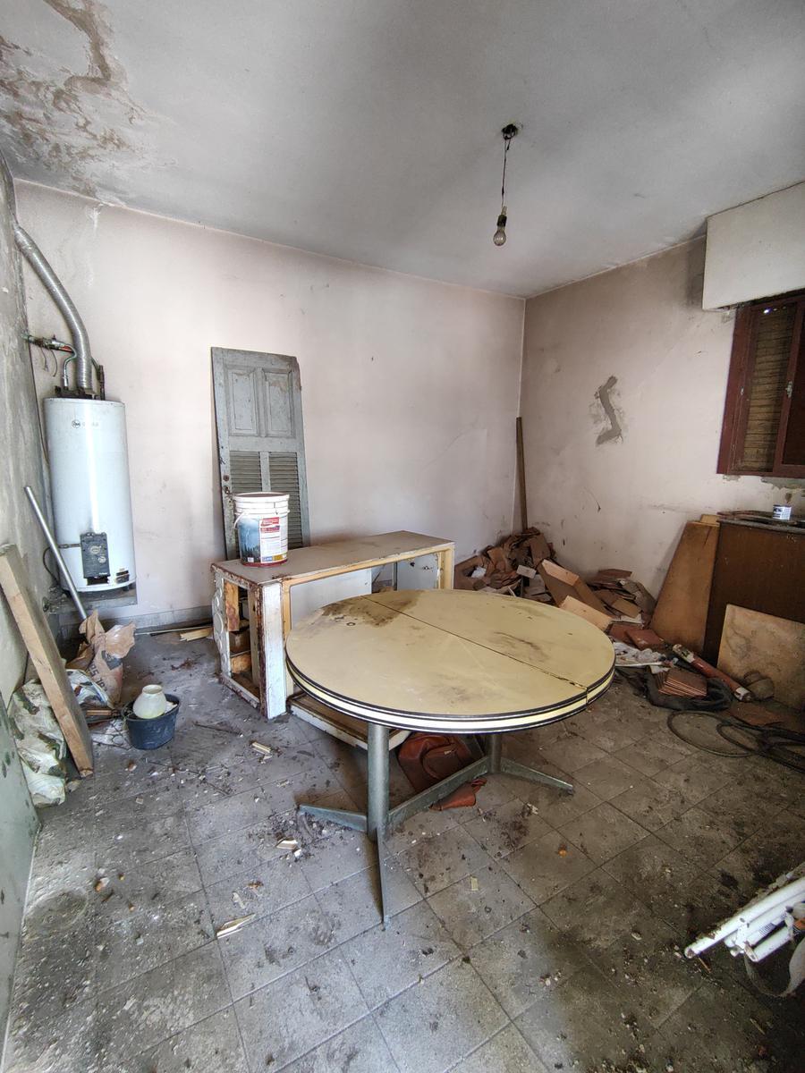 Lote Sobre Esquina, con Entrada por Dos Calles. 1