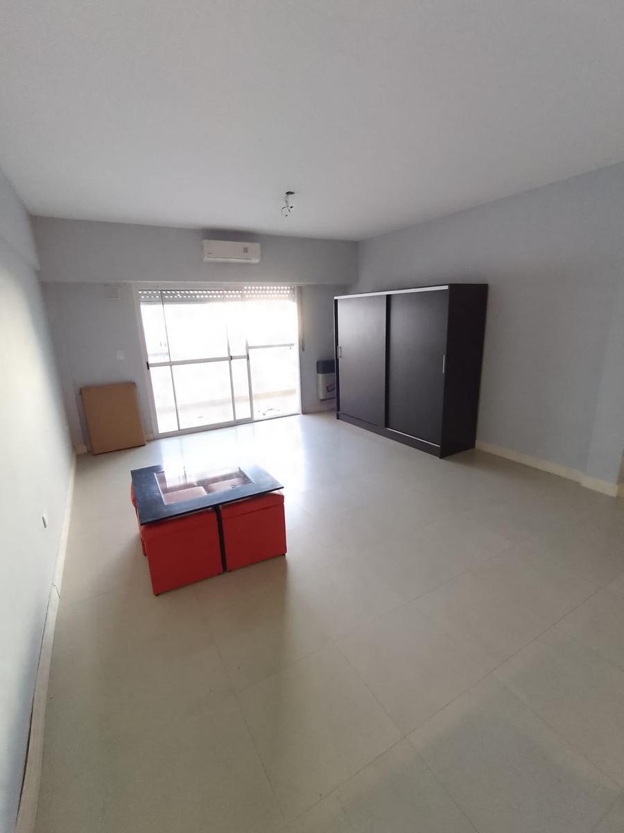 Departamento Monoambiente en Parque Chacabuco 5