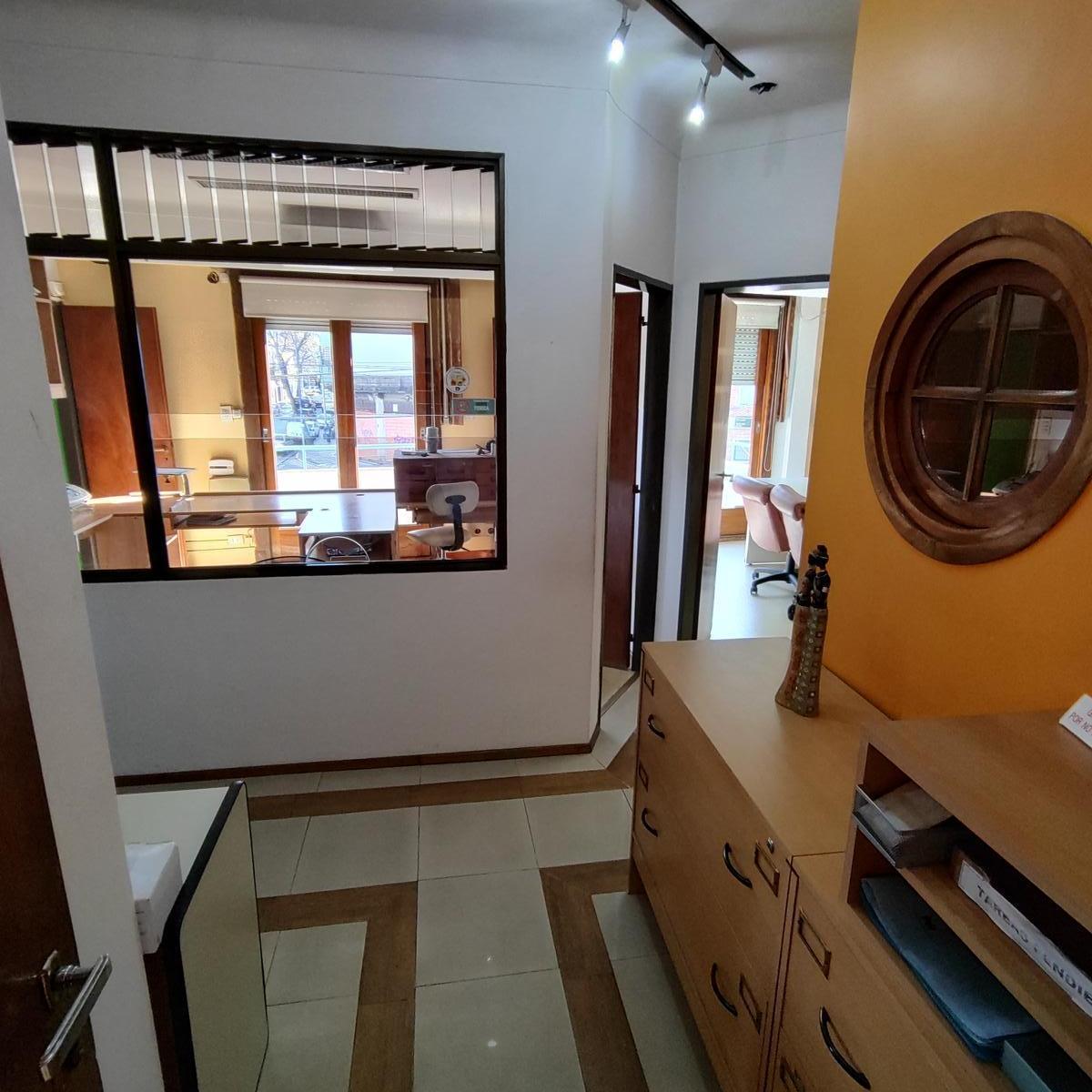 Excelente Dep Tipo Casa en Venta - Dos Deptos. Ideal Para 2 Familias 1
