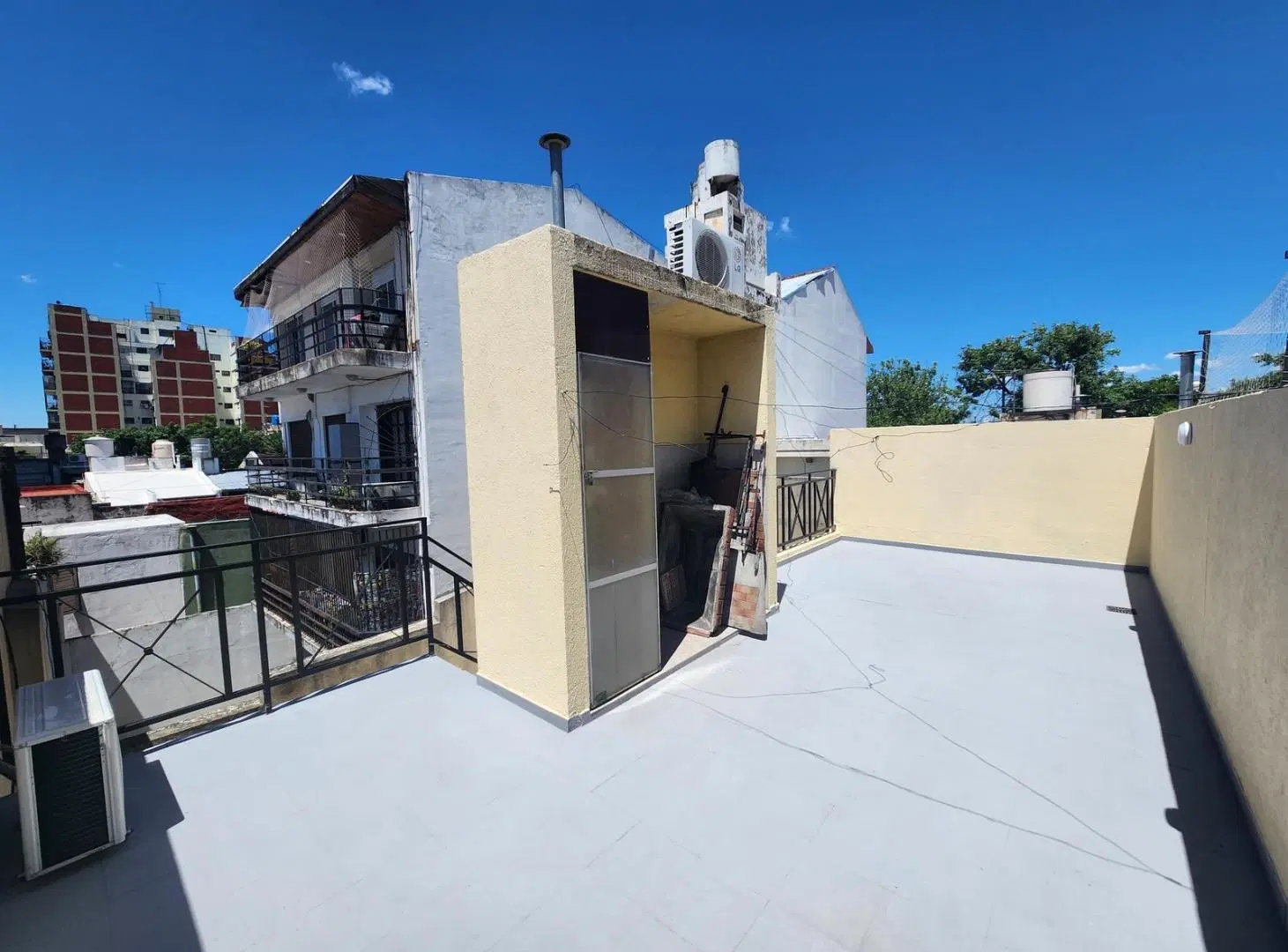 PH 2 AMBIENTES EN ALQUILER EN PARQUE CHACABUCO CON TERRAZA PROPIA 1
