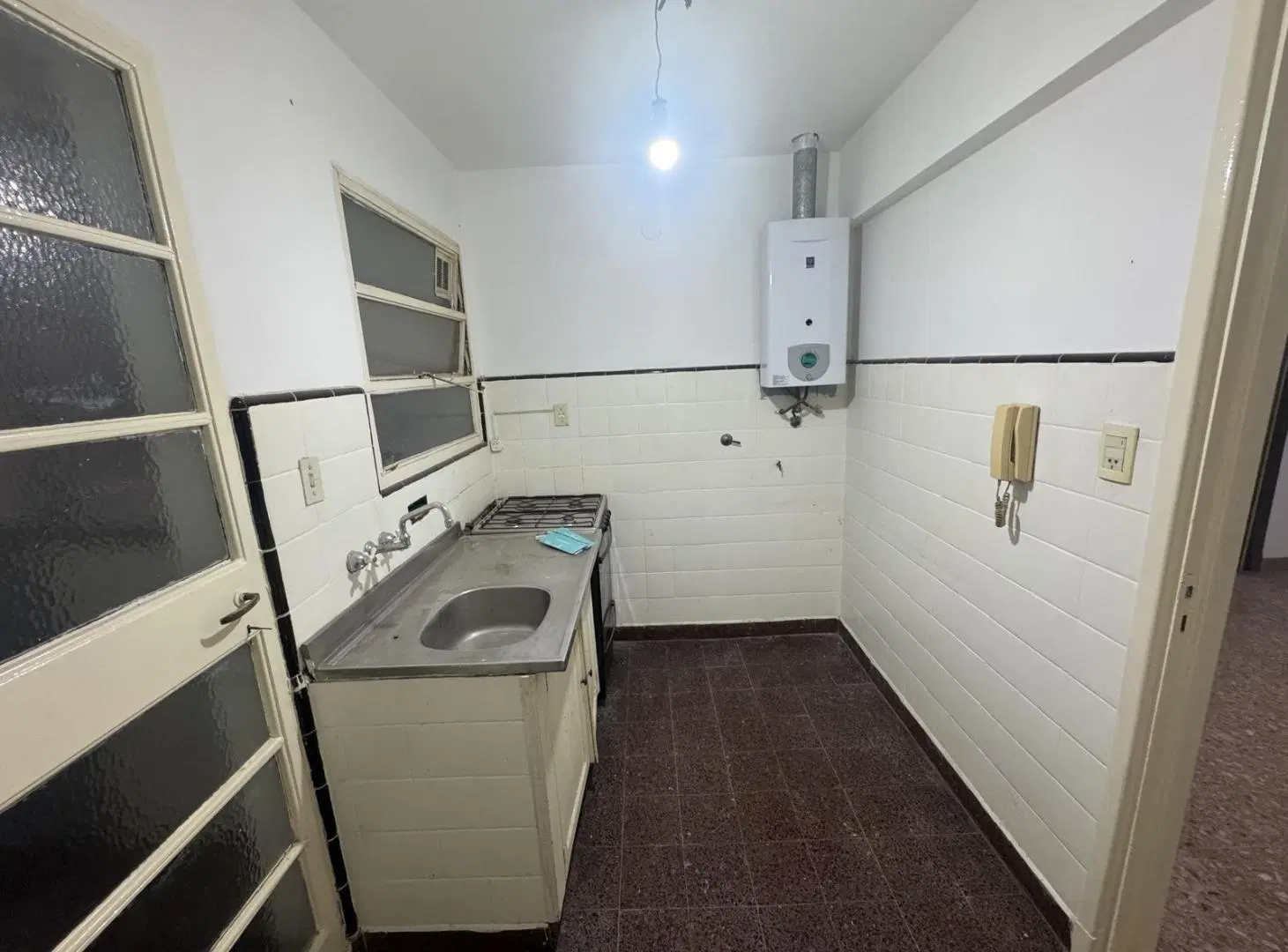 DEPARTAMENTO EN VENTA EN PARQUE CHACABUCO CON COCINA Y LAVADERO SEPARADOS 3