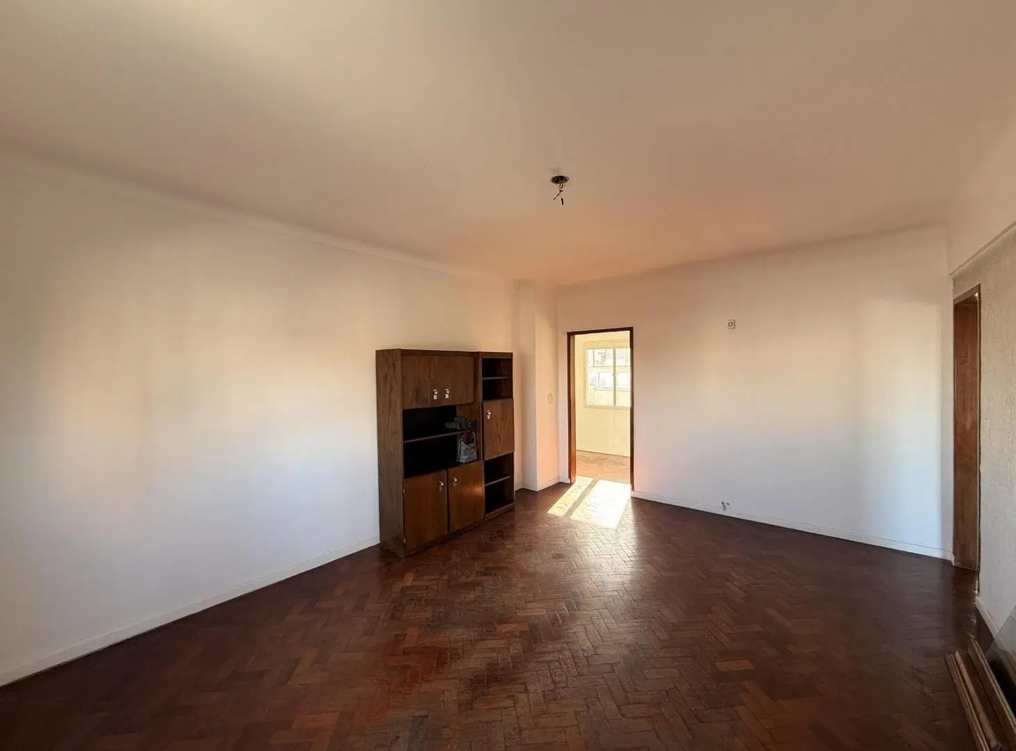 DEPARTAMENTO 3 AMBIENTES EN ALQUILER EN PARQUE CHACABUCO CON BALCÓN AL FRENTE 3