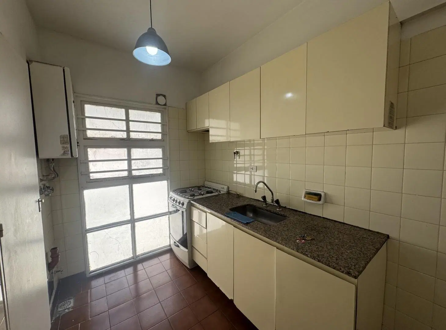 DEPARTAMENTO4 AMBIENTES EN VENTA EN PALERMO CON BALCÓN Y COCHERA 2