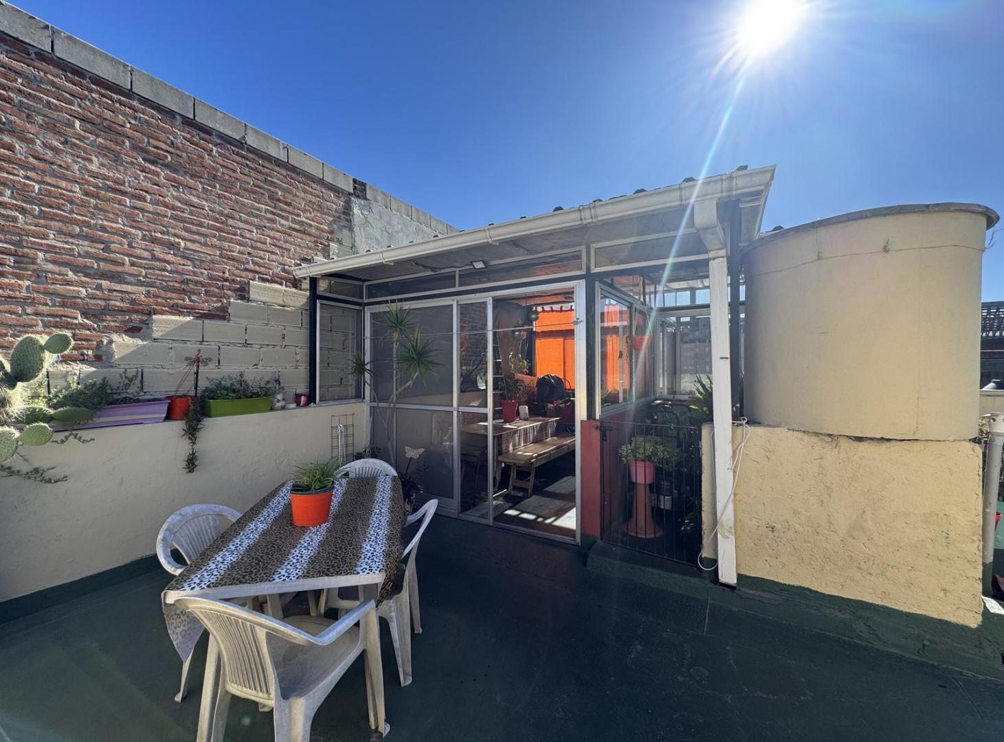 Foto de PH TIPO CASA 3 AMB CON TERRAZA PROPIA, QUINCHO SIN EXPENSAS, imagen 5