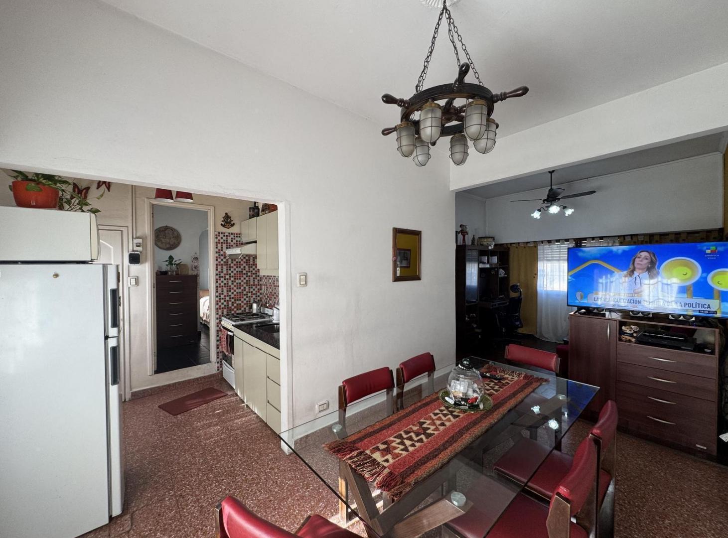 Foto de PH TIPO CASA 3 AMB CON TERRAZA PROPIA, QUINCHO SIN EXPENSAS, imagen 3