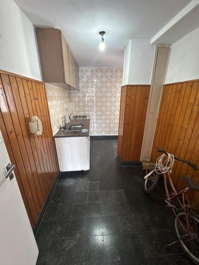 DEPARTAMENTO 3 AMBIENTES EN ALQUILER EN PARQUE CHACABUCO CON BALCÓN AL FRENTE