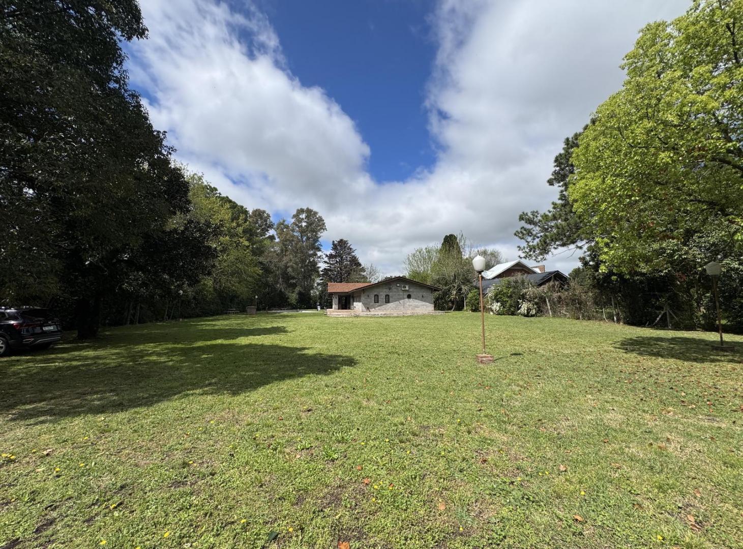 Foto de CASA QUINTA EN VENTA EN BARRIO LAS LOMAS CON PILETA Y AMPLIO TERRENO, imagen 3