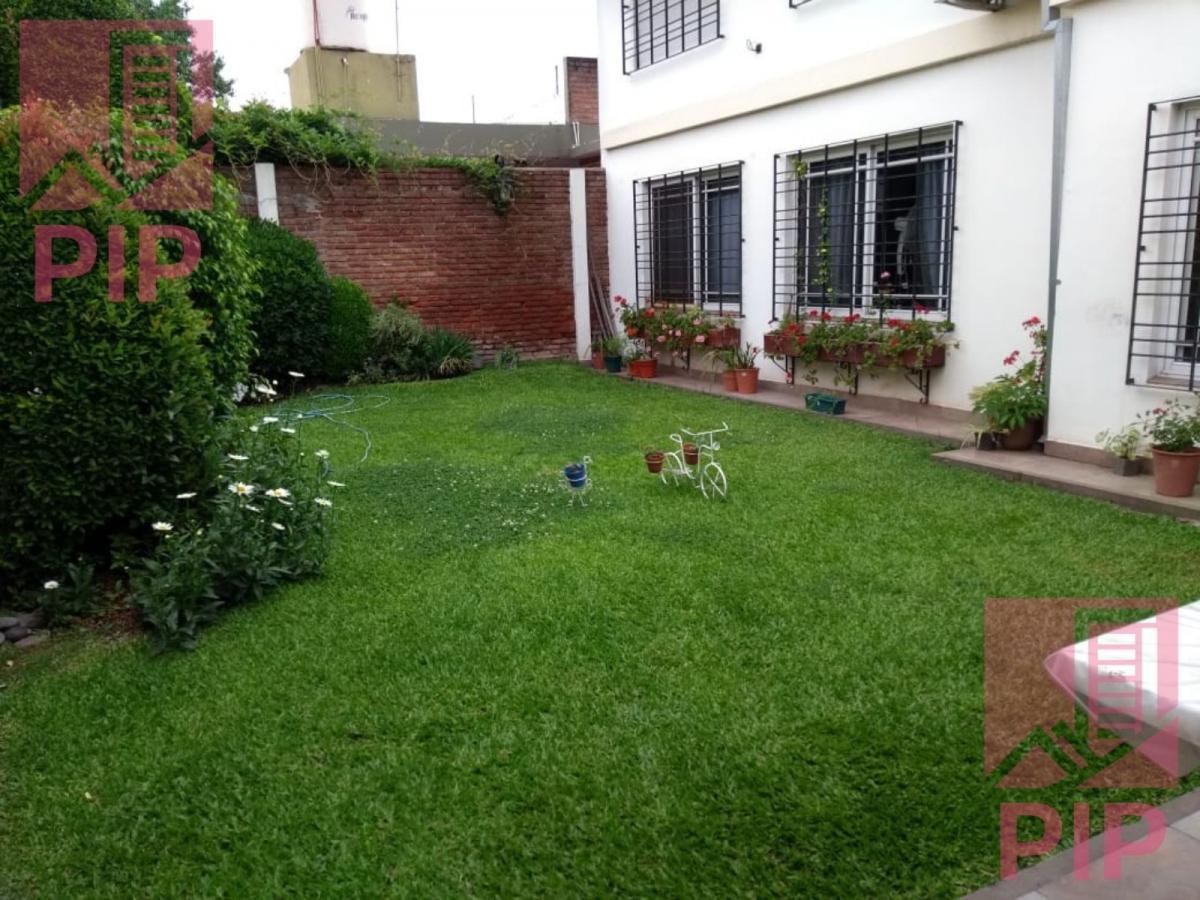 Casa en Venta en Haedo 3