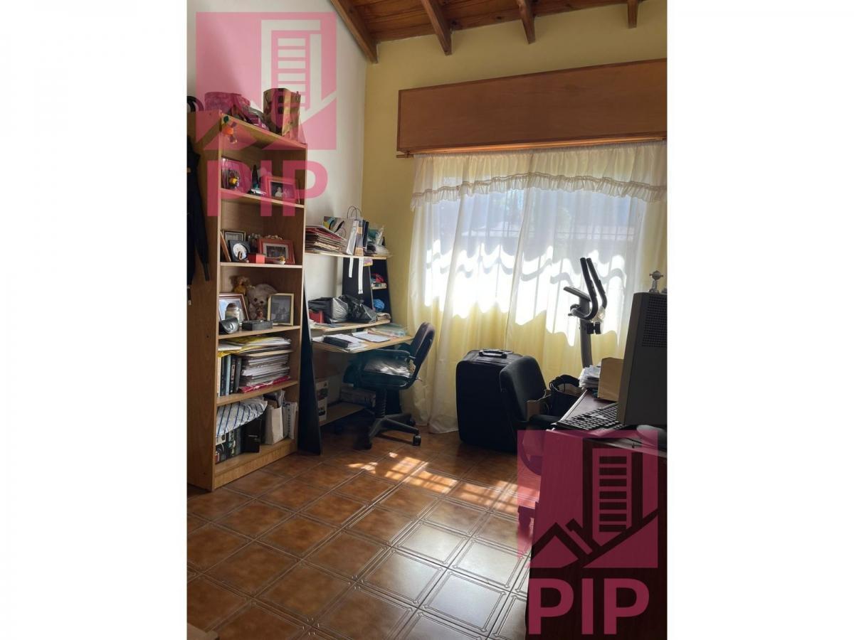 Foto de Casa en Venta en Haedo, imagen 2