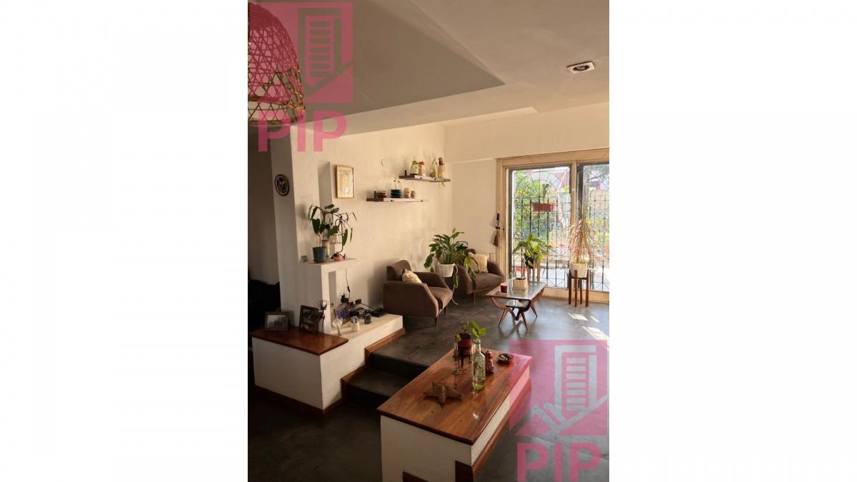 Foto de Casa en Venta en Haedo, imagen 2