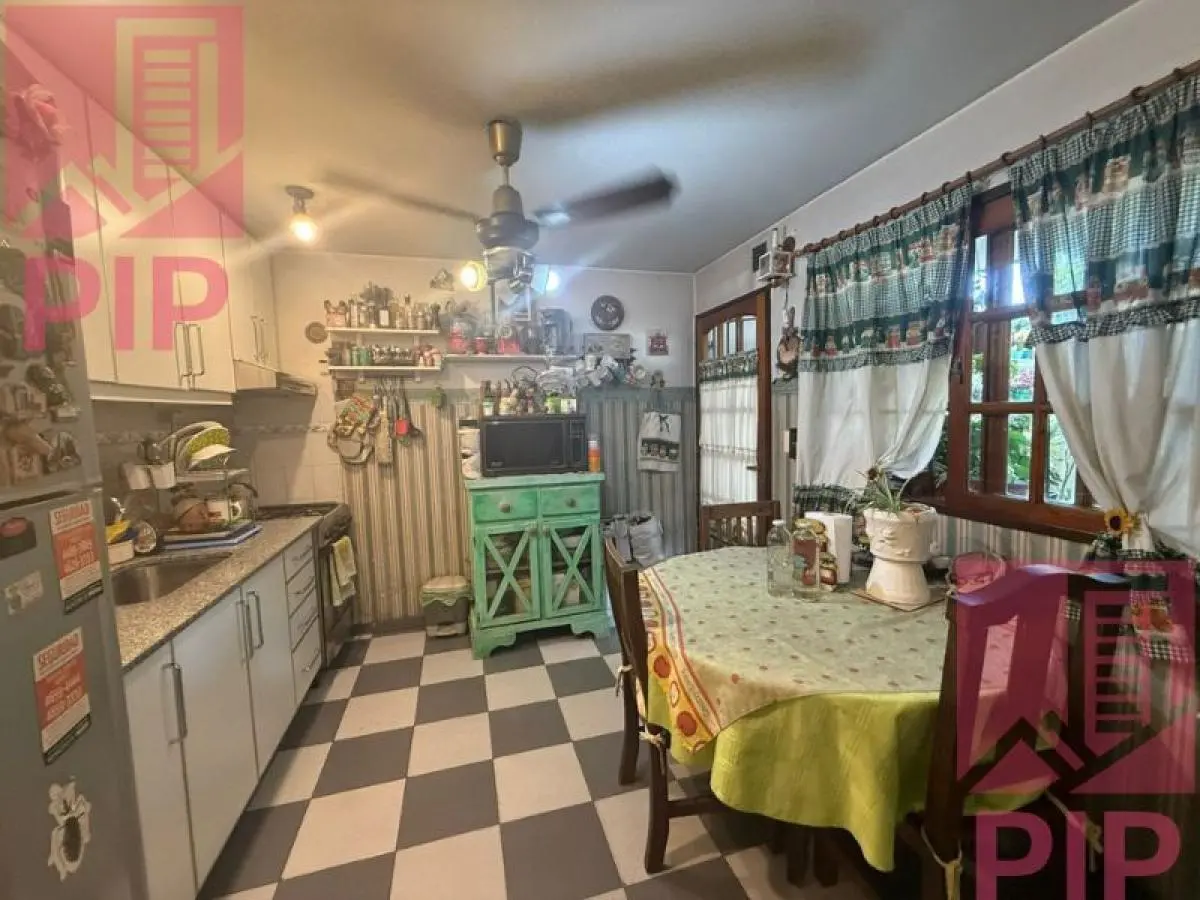 Duplex en Venta en Haedo 5