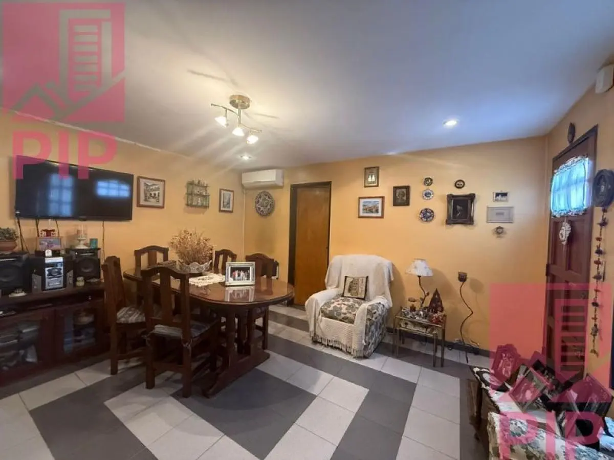 Duplex en Venta en Haedo 2