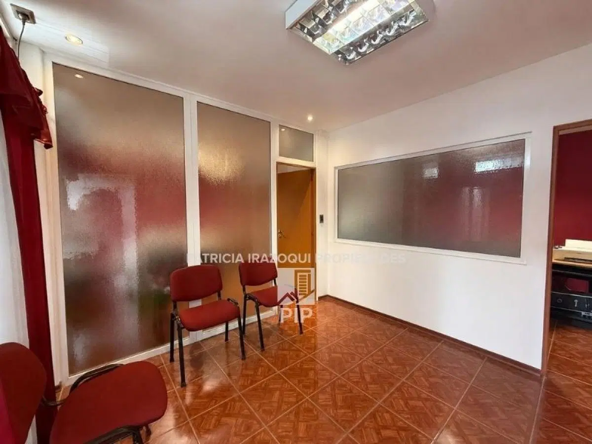 Oficina en Alquiler en Caseros 4