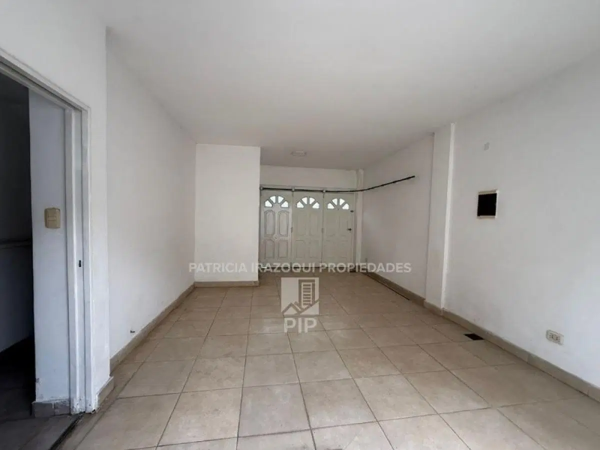 Triplex en Venta en Haedo 3