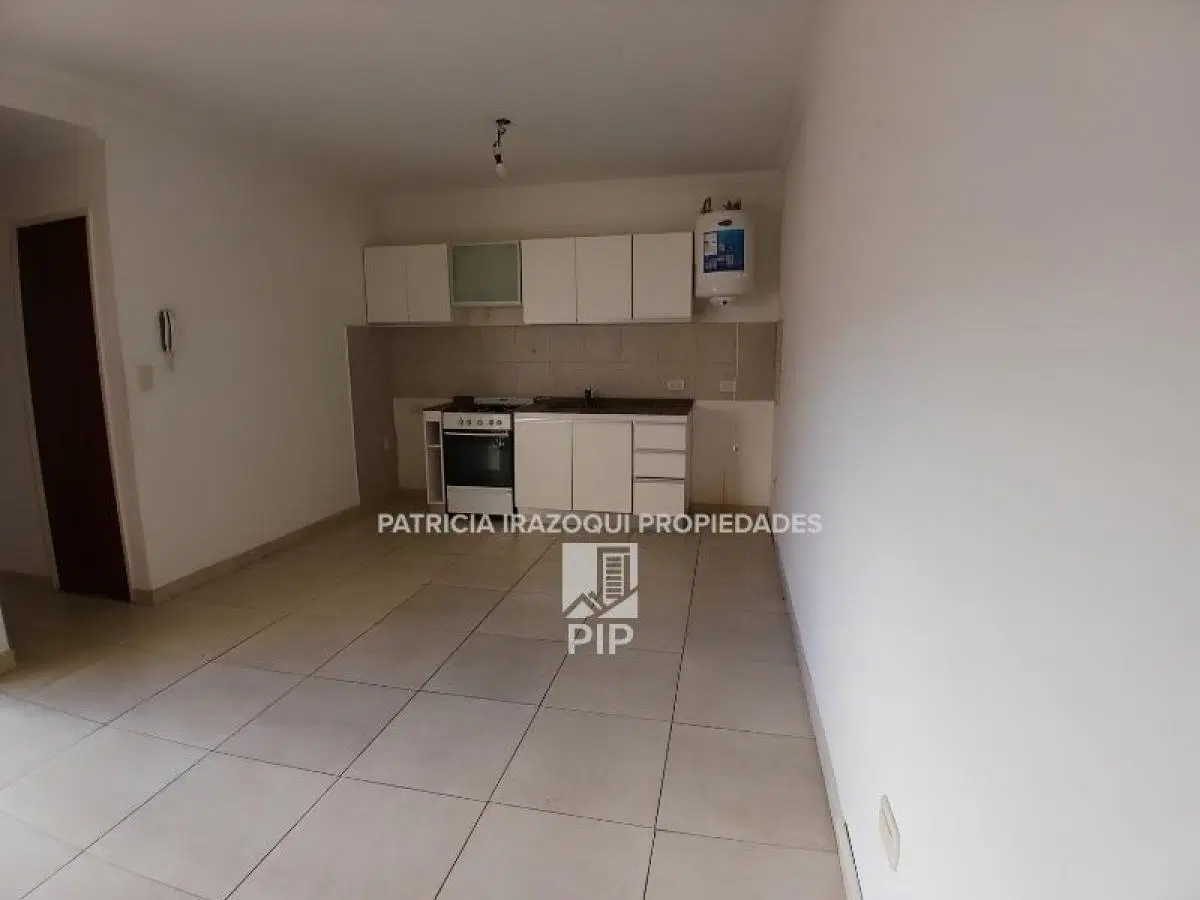 Departamento en Alquiler en Haedo 8