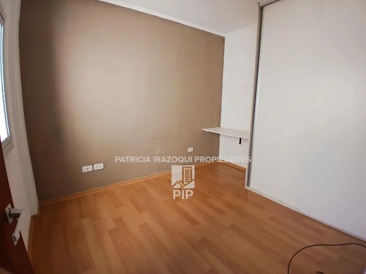 Departamento en Alquiler en Haedo 5