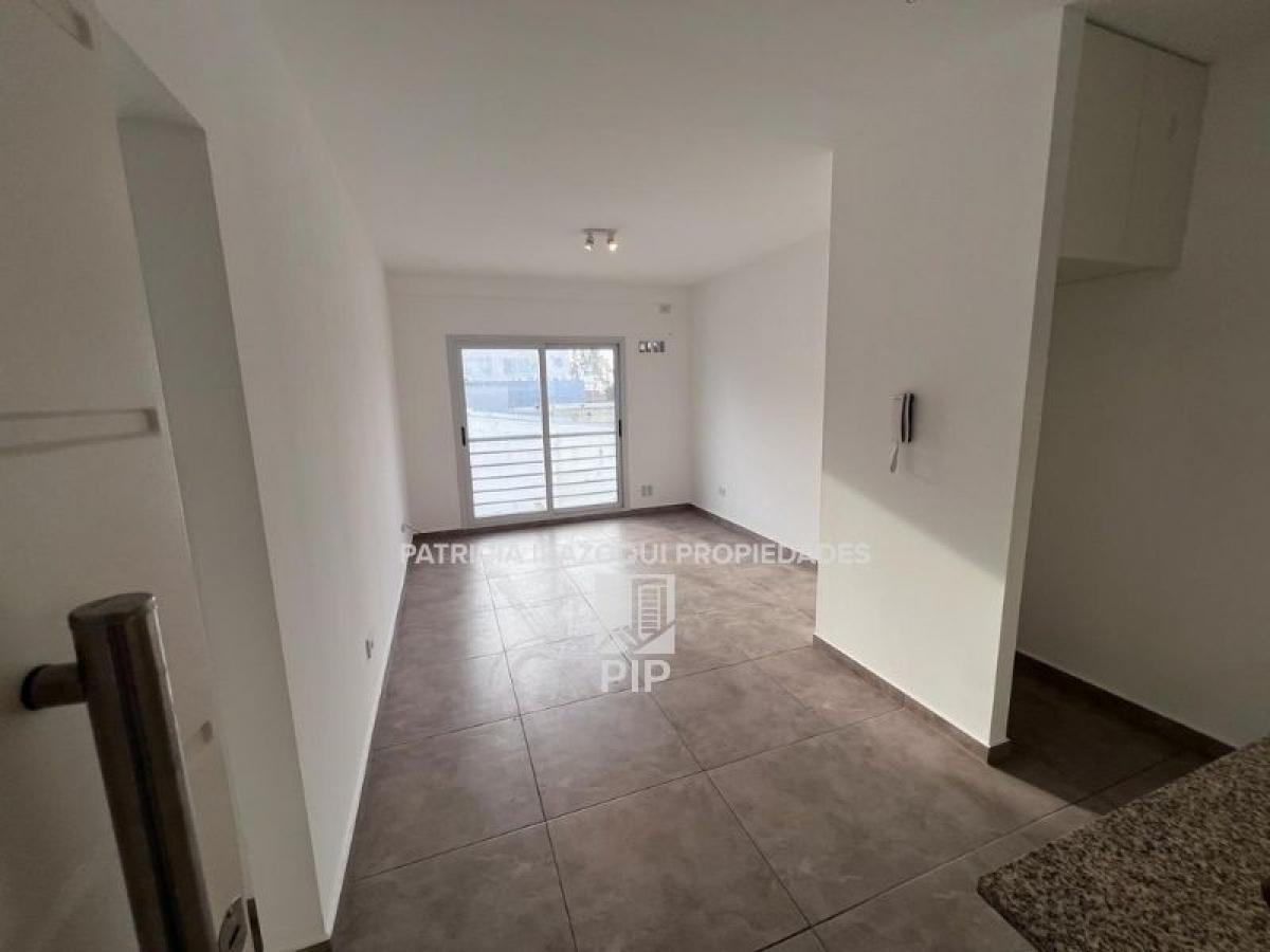Foto de Departamento en Venta en Haedo, imagen 2