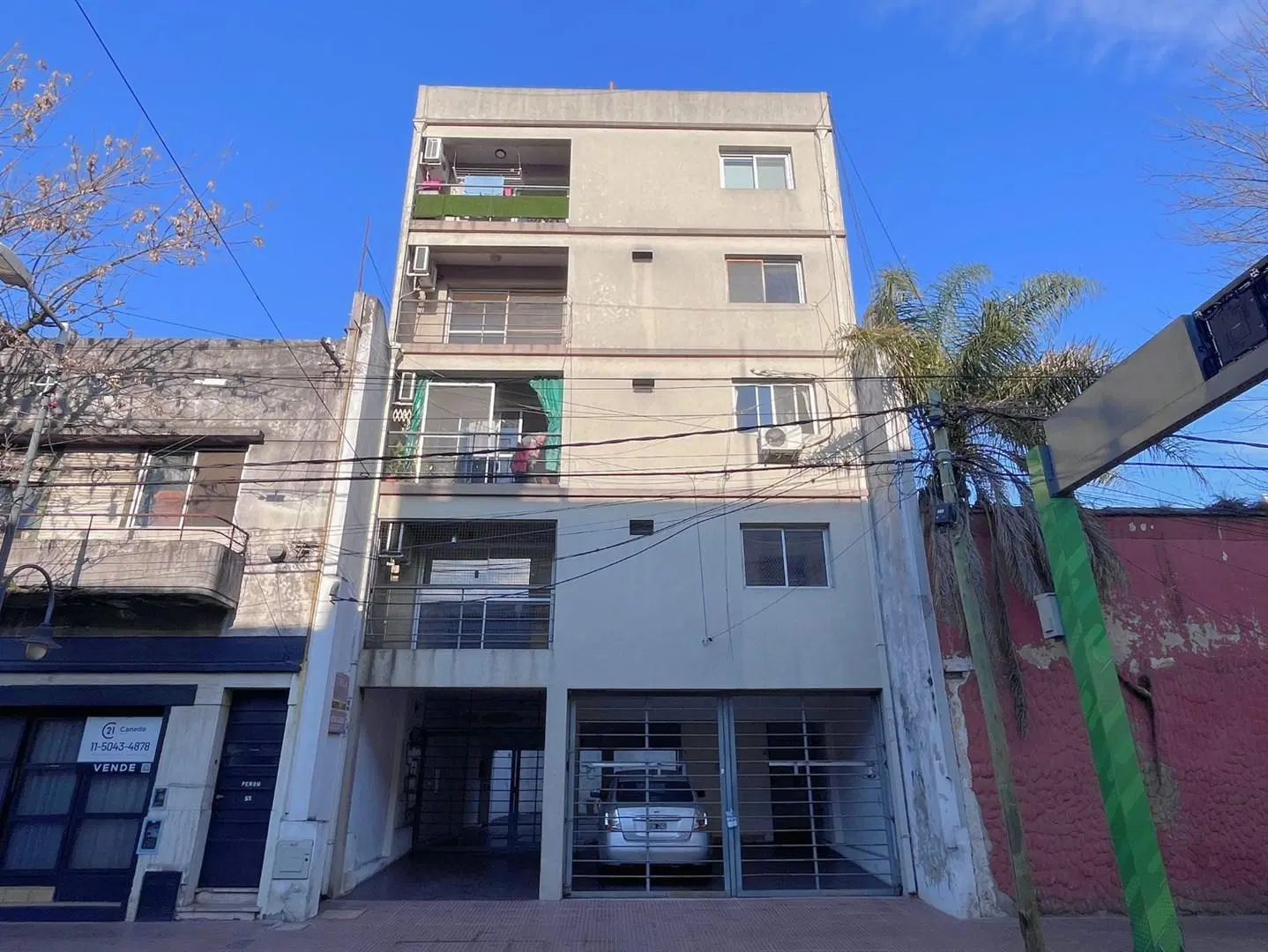 Departamento en semipiso de dos ambientes en alquiler en San Fernando 4