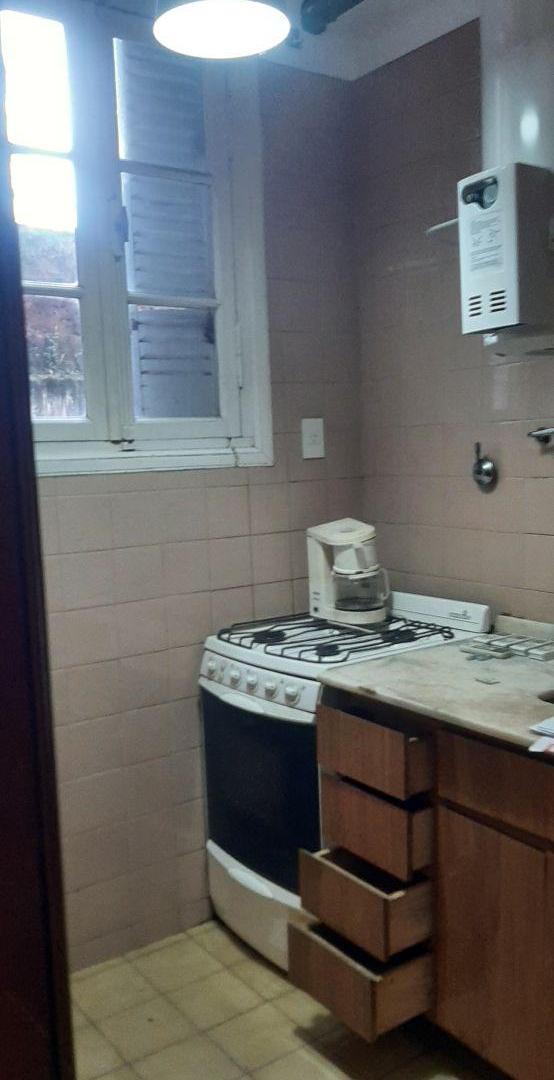 Foto de Departamento de 80 m² con 4 dormitorios en venta en Boedo, imagen 3