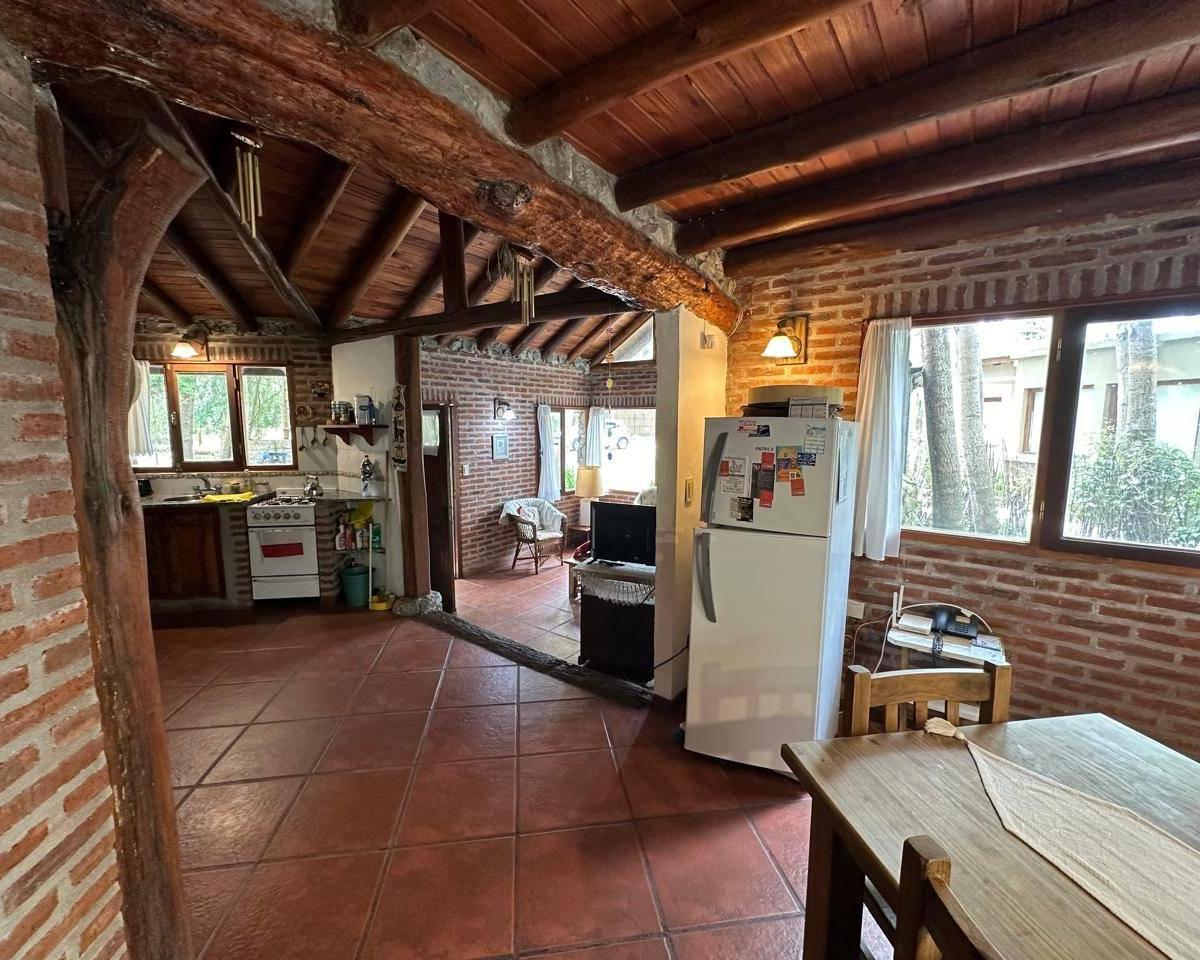 Casa en Venta de 4 Dorm. en Mar Azul 5