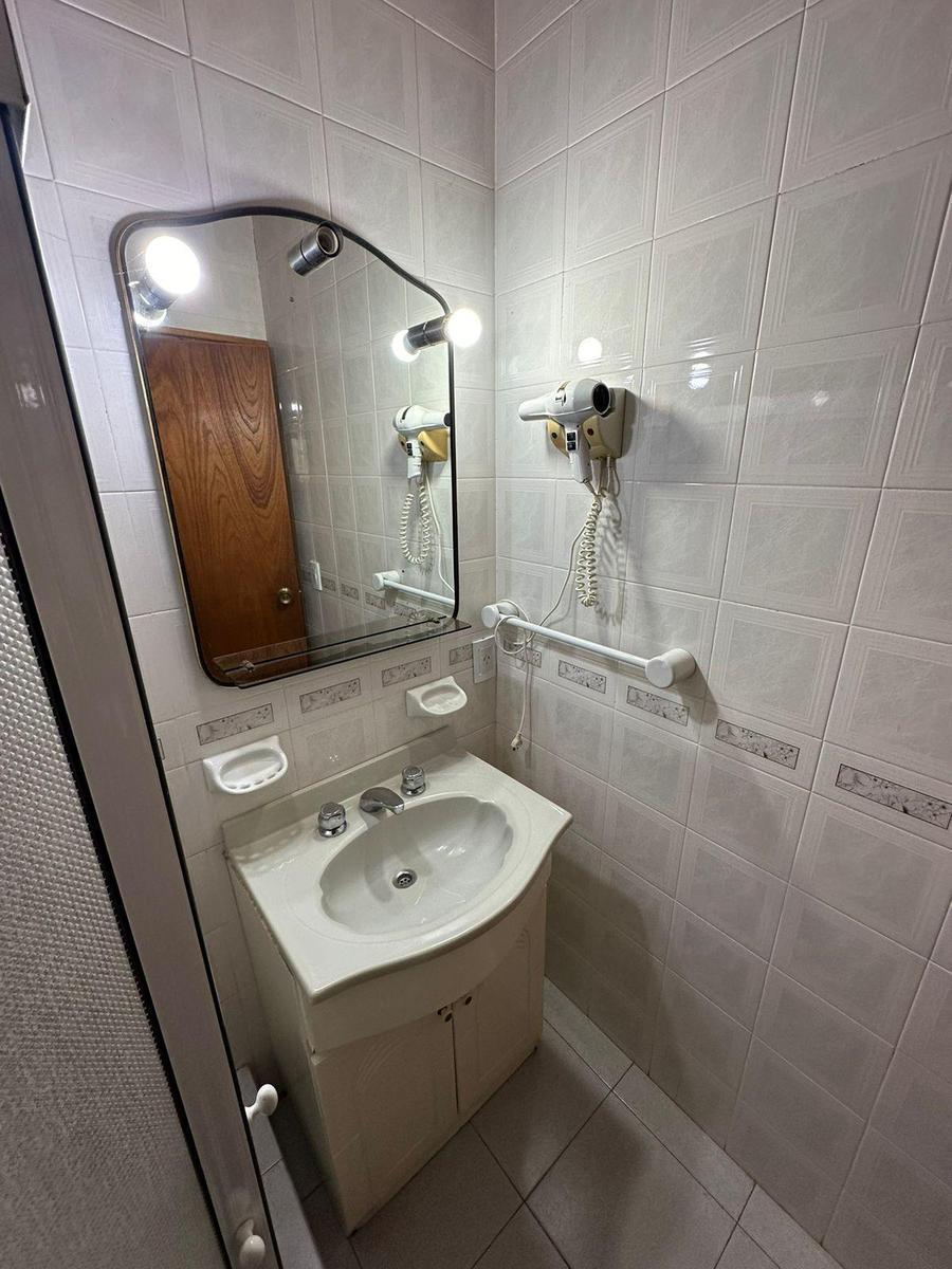 Casa en Venta de 2 Dorm. C/ Cochera en Mar de Las Pampas 4