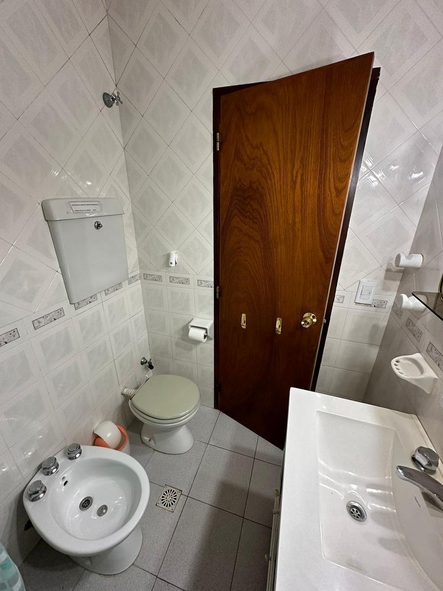 Casa en Venta de 2 Dorm. C/ Cochera en Mar de Las Pampas 4