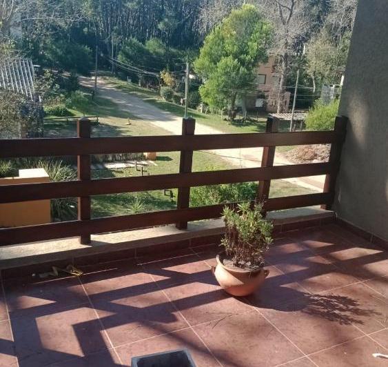 Foto de Casa en alquiler temporario de 3 dormitorios con cochera en Mar Azul, imagen 4
