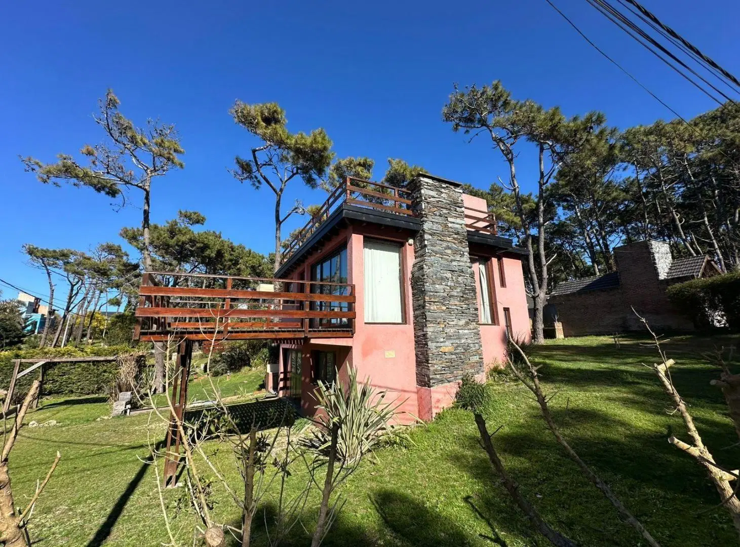 Casa EN ALQUILER A METROS DEL MAR 2