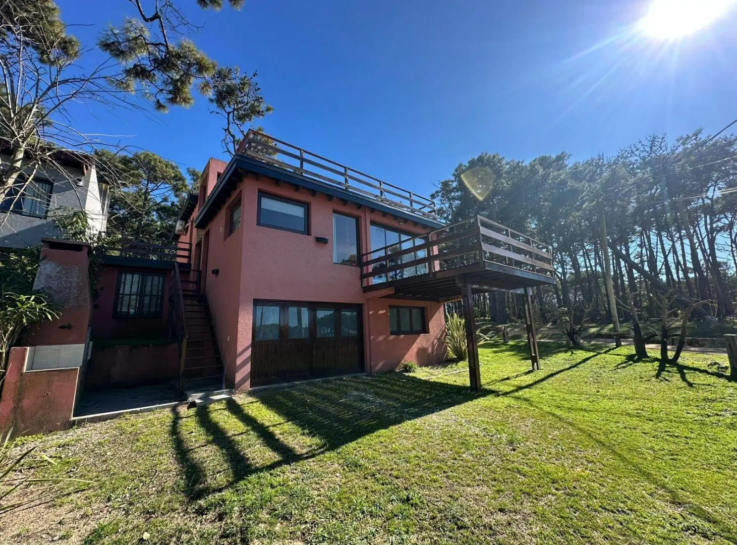 Casa EN ALQUILER A METROS DEL MAR 3