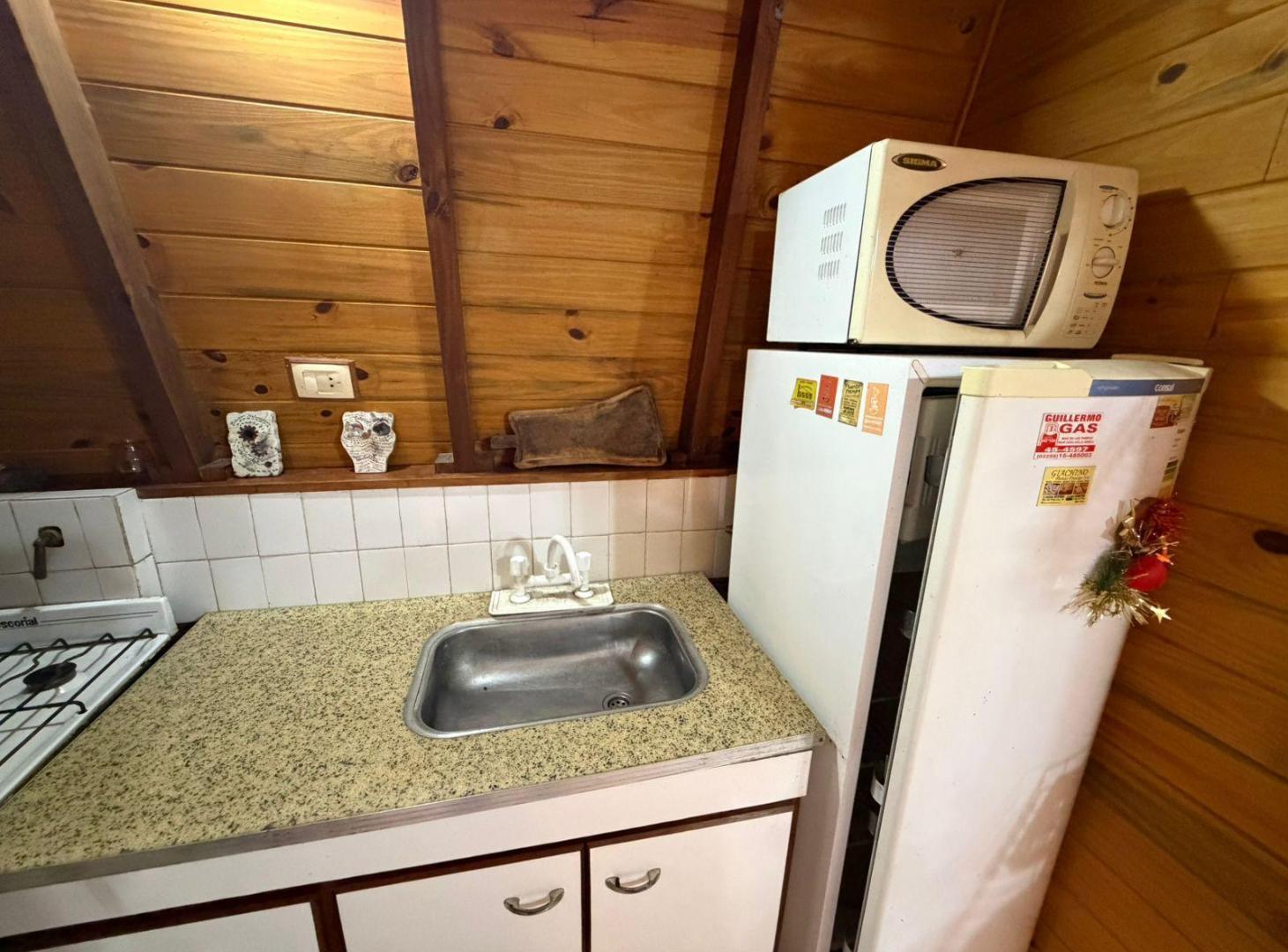 Foto de Calle 35 entre Mar Azul y Mar del Plata- Cabaña 4 (2/4 personas), imagen 3