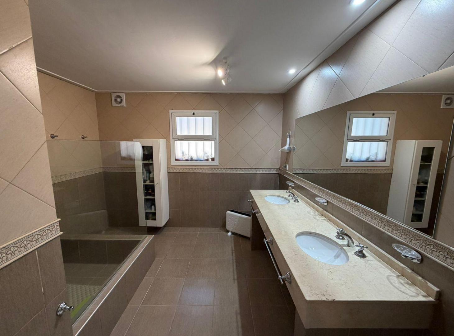 Foto de DOS CASAS EN MAR DE LAS PAMPAS, imagen 3