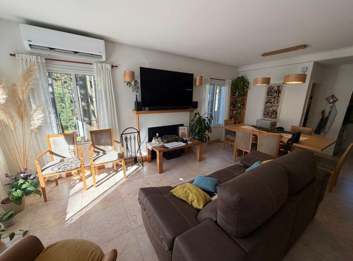 Foto de DOS CASAS EN MAR DE LAS PAMPAS, imagen 1