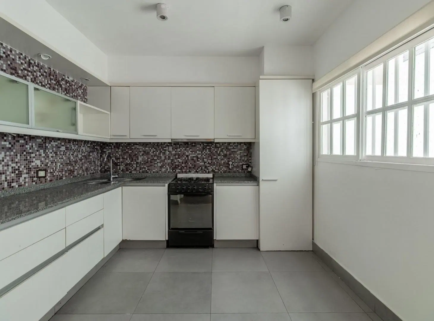 RESERVADO. Lindísimo PH de 3 plantas con terraza, patio y parrilla en Villa Crespo 5