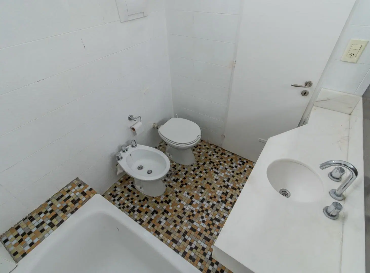RESERVADO. Lindísimo PH de 3 plantas con terraza, patio y parrilla en Villa Crespo 8
