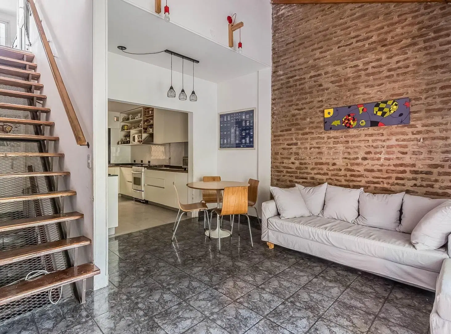 PH luminoso de 4 ambientes con terraza y parrilla en venta en Parque Chas 1