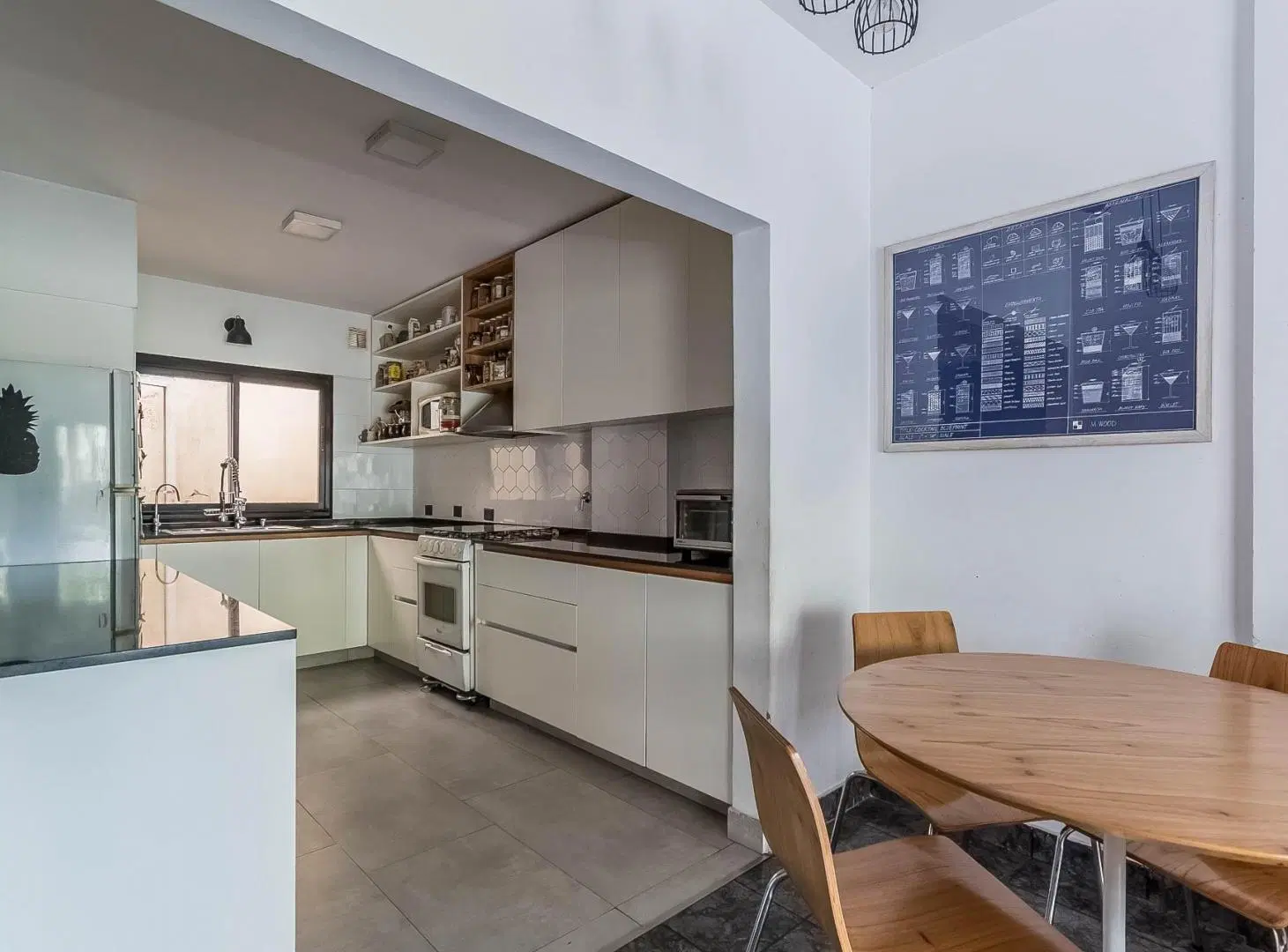 PH luminoso de 4 ambientes con terraza y parrilla en venta en Parque Chas 3