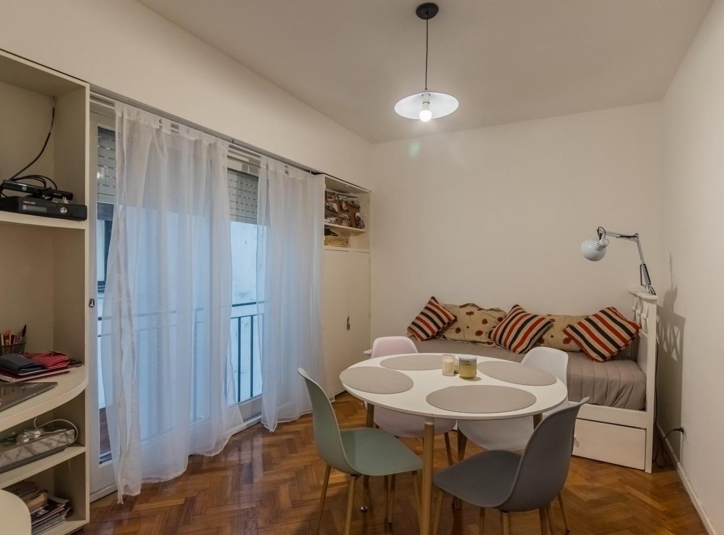 RESERVADO 2 ambientes en venta sobre Av. Santa Fe | Palermo / Recoleta
