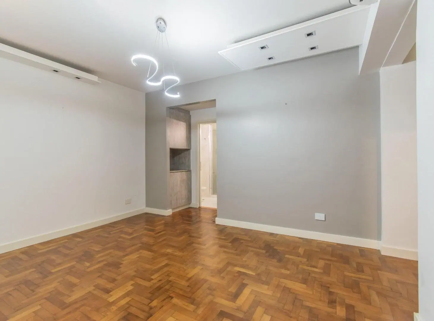 Recoleta | 2 ambientes con cocina y baño reciclados | Silencioso | A pasos del subte 3