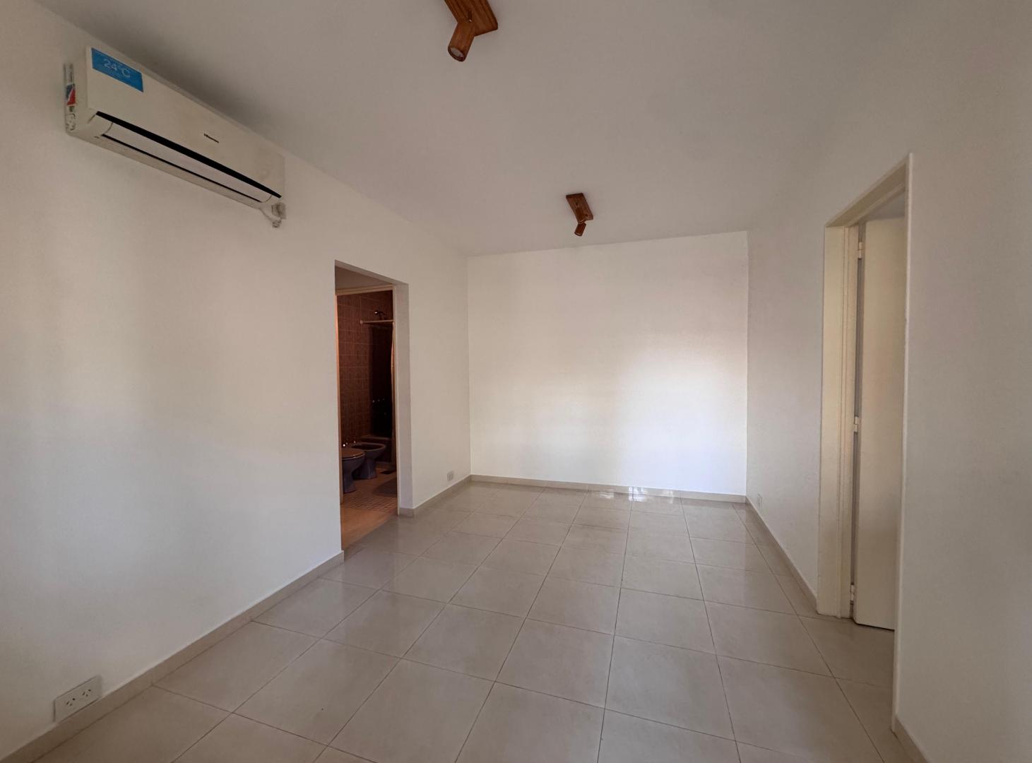 Foto de Departamento 2 Ambientes con Entrada Independiente en Villa Urquiza, imagen 2