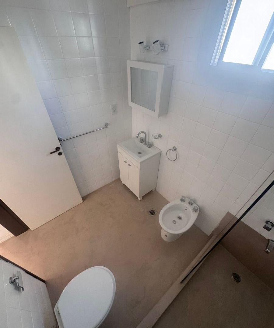 Foto de 2 Ambientes Reciclado a Nuevo con Balcón en Villa Crespo, imagen 2