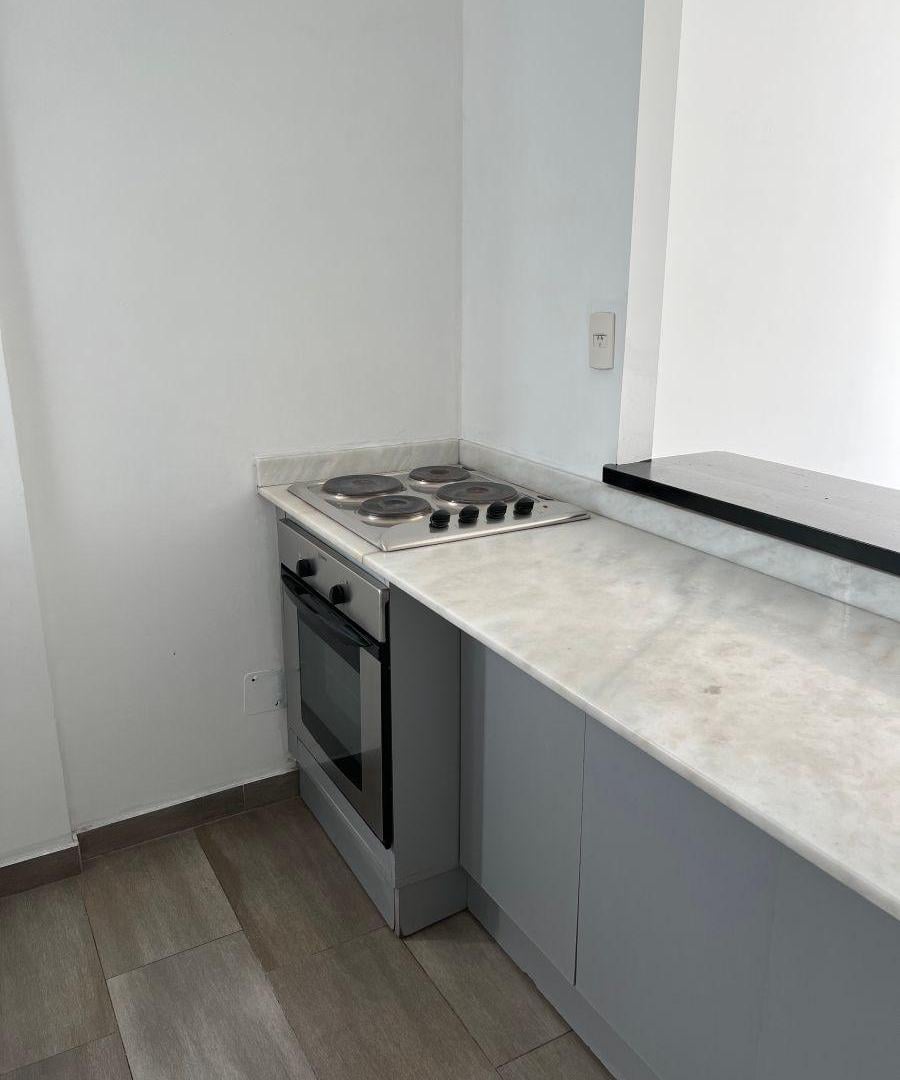 Foto de 2 ambientes luminoso con balcón y amenities en excelente ubicación en, imagen 5