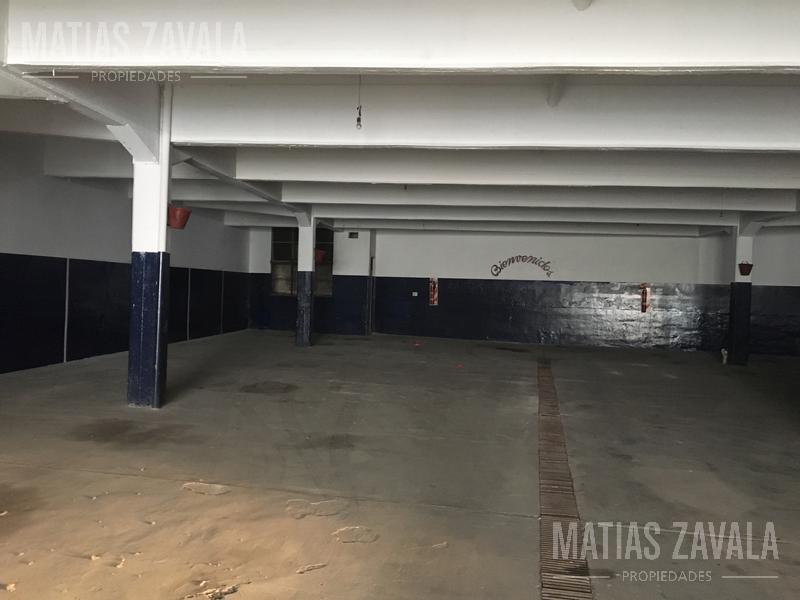 Magnifico Galpón S/ Av Caseros, Foco Comercial - P. Patricios - Única Prop en Venta en La Zona 5