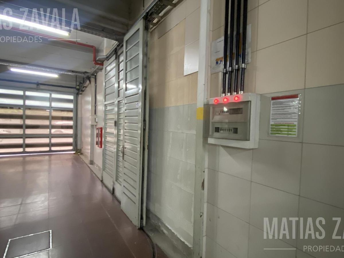 Edificio Comercial Industrial a m de Av Gaona - Paternal 2