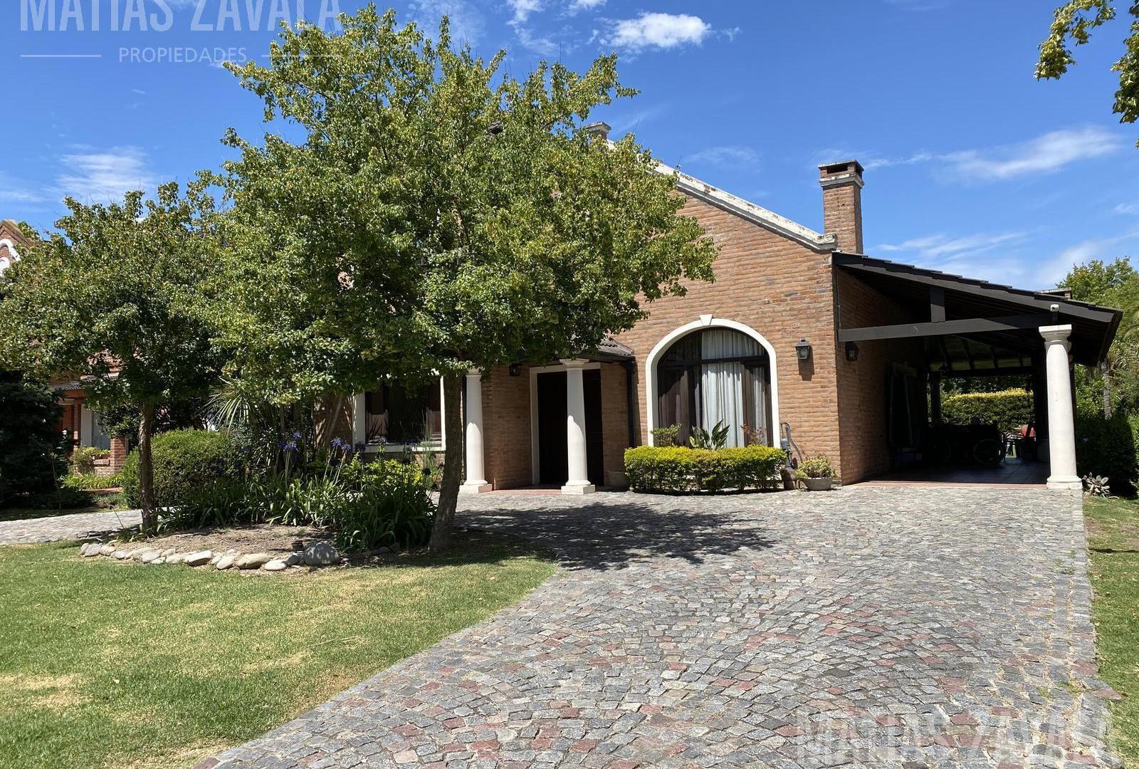 Magnifica casa en Venta en C.C. Campo Pueyrredon (Pilar) acceso directo de Panamericana LOTE CENTRAL