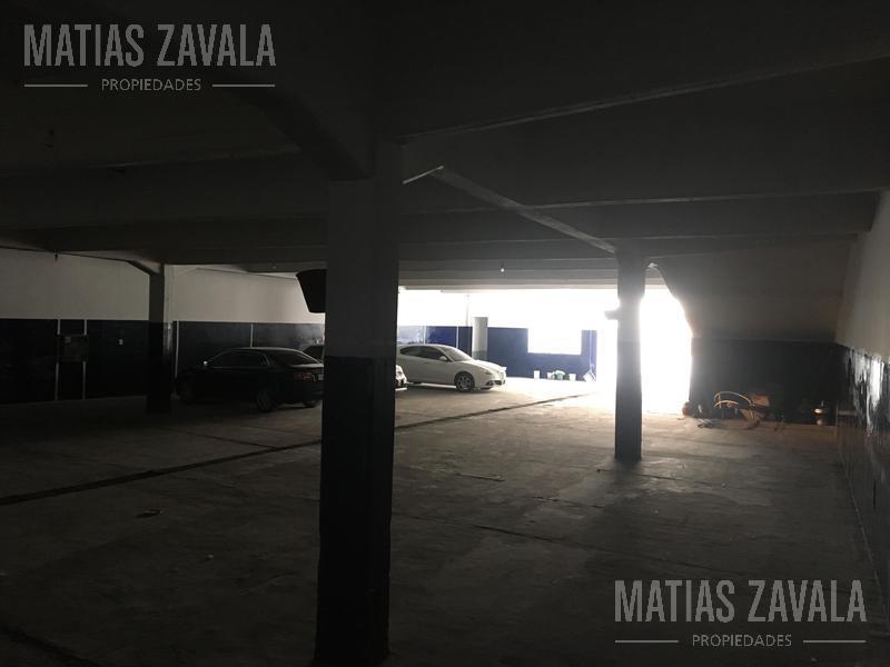 Magnifico Galpón s/ Av Caseros, Foco Comercial - Mixtura 4 - Parque Patricios -