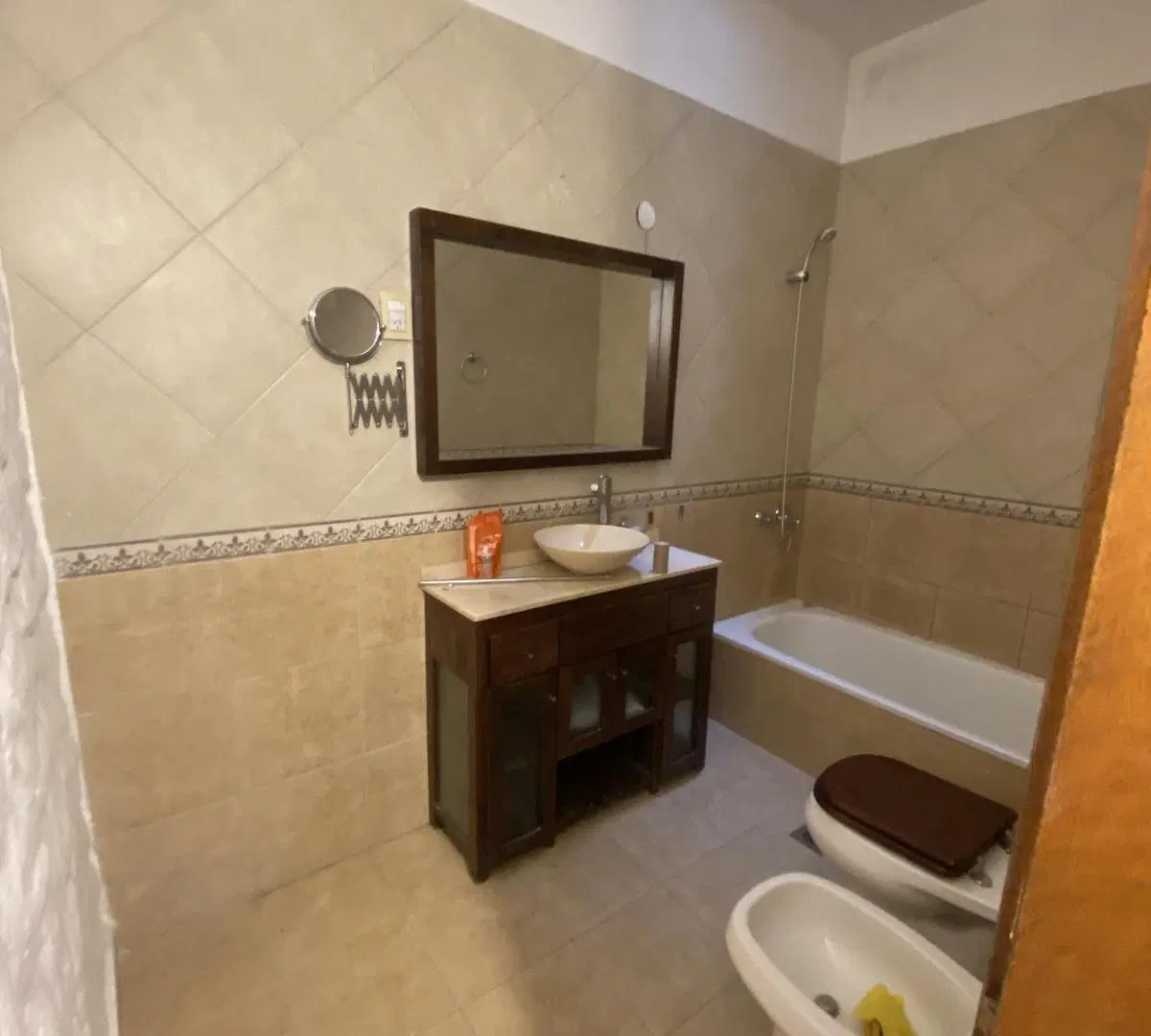CASA, con LOCAL o COCHERA - Excelente UBICACIÓN - SIN EXPENSAS – Lote Propio 5
