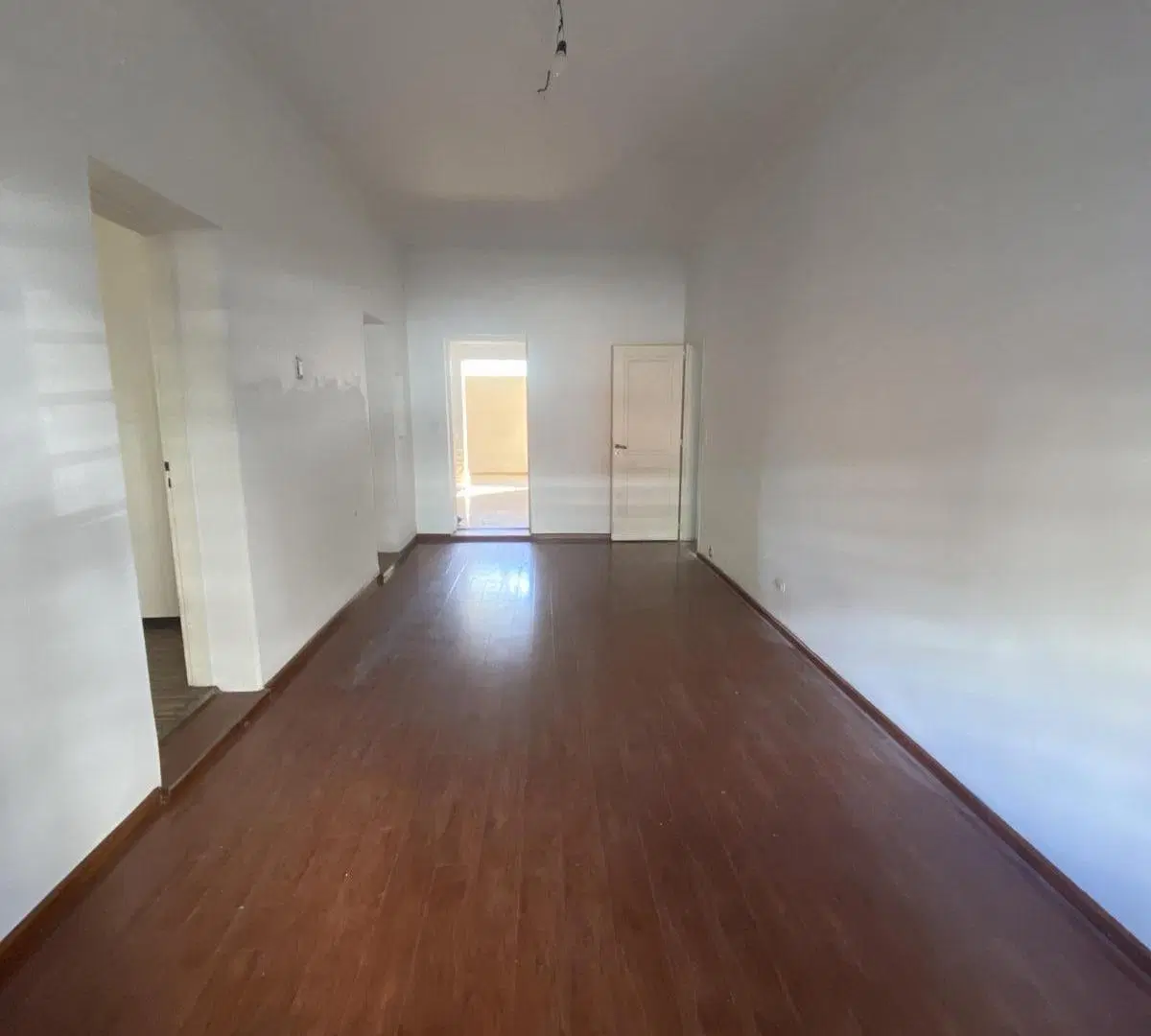 CASA, con LOCAL o COCHERA - Excelente UBICACIÓN - SIN EXPENSAS – Lote Propio 2