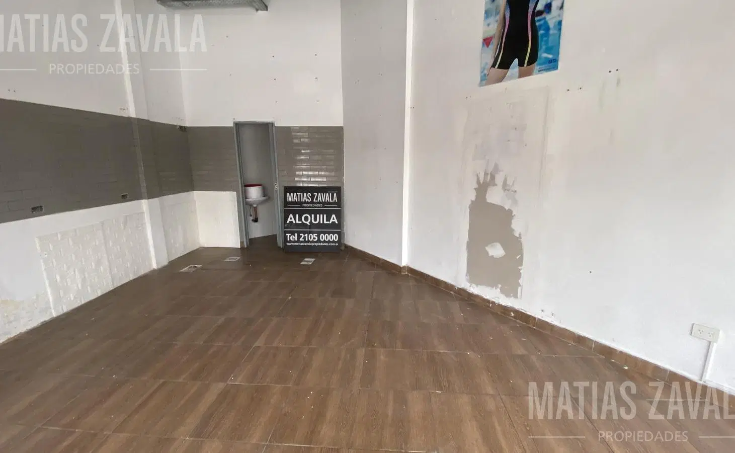 Local Comercial c/ 7 mts de frente sobre la avenida SIN EXPENSAS 8