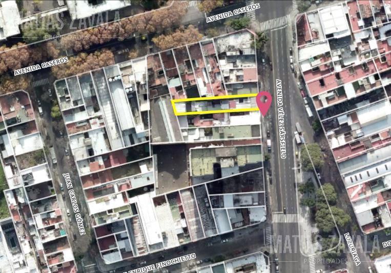 Foto de Amplio Terreno s/ Av V. Sarfield a mts de Av Caseros, buen entorno, imagen 2