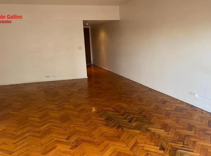 Venta departamento de 3 ambientes con dependencia y cochera en Recoleta 1